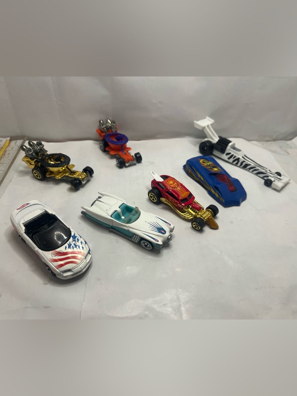 Hot Wheels lot - new and vintage